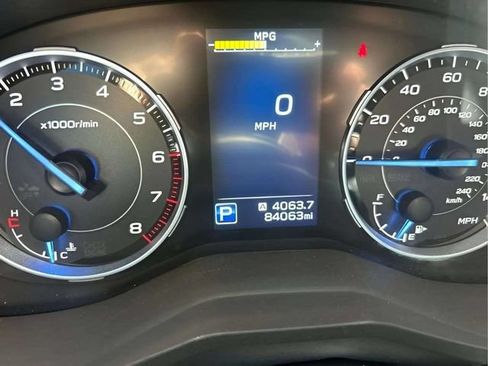 Used 2022 Subaru Ascent Limited AWD/4WD image 11