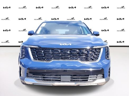New 2025 Kia Sorento EX w/ Panoramic Sunroof Package image 2