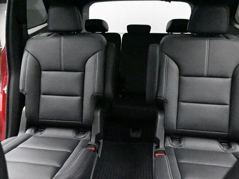 New 2026 GMC Acadia Elevation w/ Elevation Premium Package AWD/4WD image 16