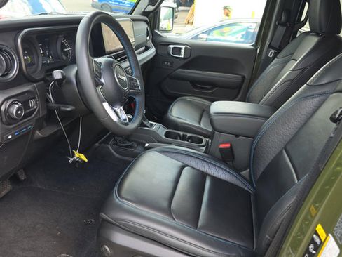 Used 2024 Jeep Wrangler High Altitude AWD/4WD image 14