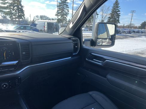 Certified 2025 Chevrolet Silverado 3500 LTZ w/ LTZ Premium Package image 13