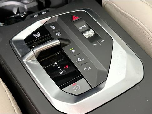 Certified 2025 BMW M235i xDrive w/ Premium Package image 9