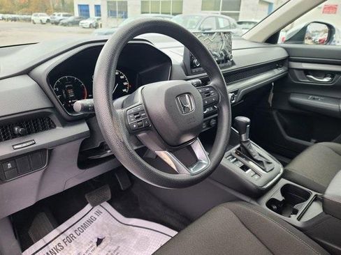 Used 2025 Honda CR-V LX image 8