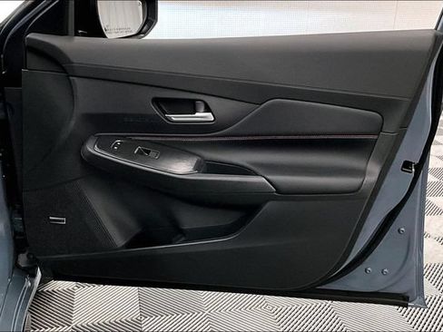 New 2026 Nissan Sentra SR w/ SR Premium Package FWD image 38
