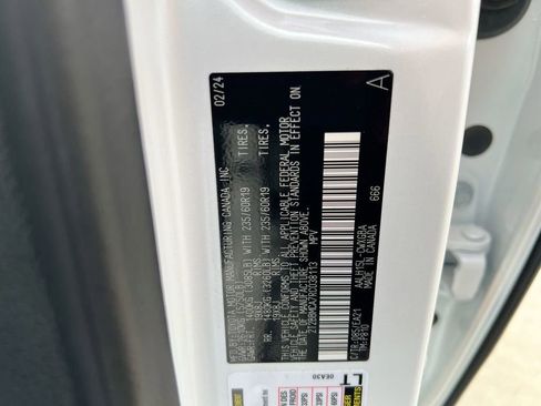 Certified 2024 Lexus RX 350h w/ Accessory Package (Z1) image 22