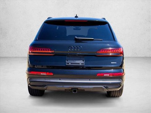 Used 2023 Audi Q7 2.0T Premium Plus w/ Premium Plus Package AWD/4WD image 6