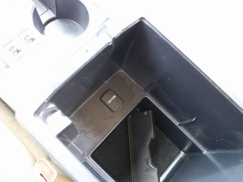 Certified 2019 Toyota 4Runner SR5 Premium image 25