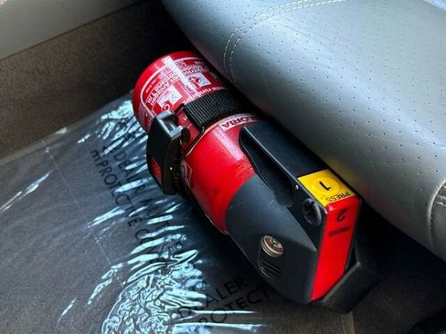 Used 2012 Porsche 911 Turbo S image 33