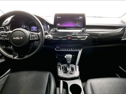 Used 2022 Kia Seltos EX image 18