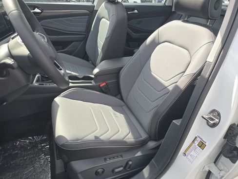 New 2026 Volkswagen Jetta SEL FWD image 20