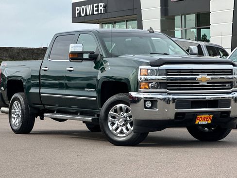 Used 2015 Chevrolet Silverado 2500 LTZ w/ Duramax Plus Package image 2