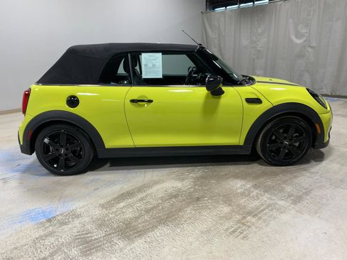 Used 2023 MINI Cooper S image 9
