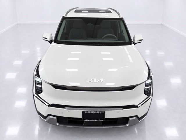 Used 2024 Kia EV9 Wind AWD/4WD image 5