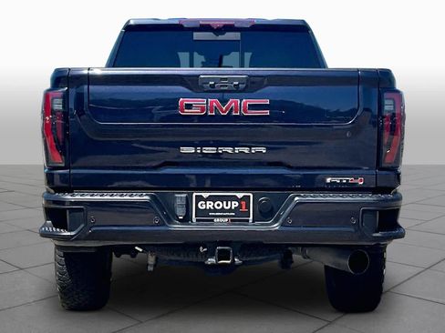 Used 2024 GMC Sierra 2500 AT4 w/ AT4 Premium Plus Package AWD/4WD image 5