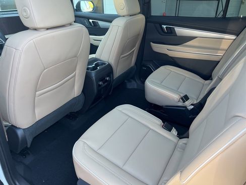 New 2026 Buick Enclave Preferred w/ Power Package image 12