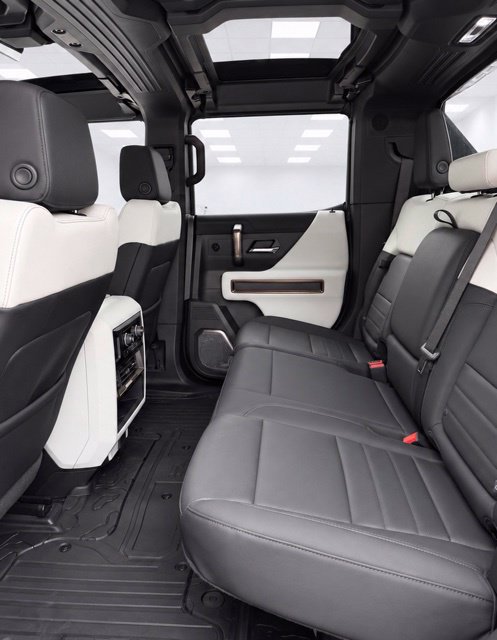 Used 2025 GMC Hummer EV 2X AWD/4WD image 25