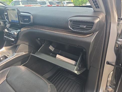 Certified 2023 Ford Explorer Limited AWD/4WD image 33