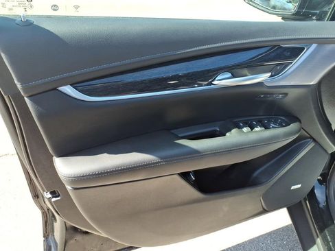 Certified 2023 Cadillac XT5 Premium Luxury AWD/4WD image 11