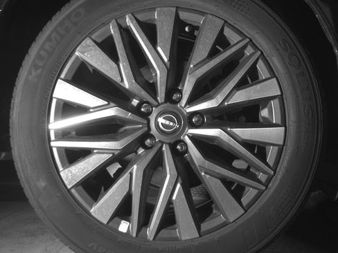 Used 2025 Nissan Altima 2.5 SV image 15