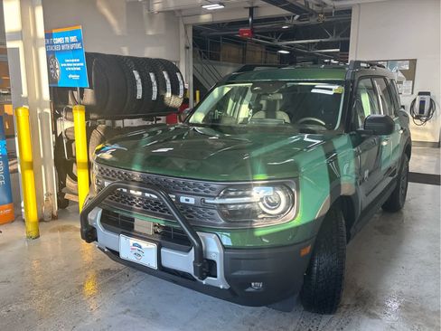 New 2025 Ford Bronco Sport Big Bend image 2