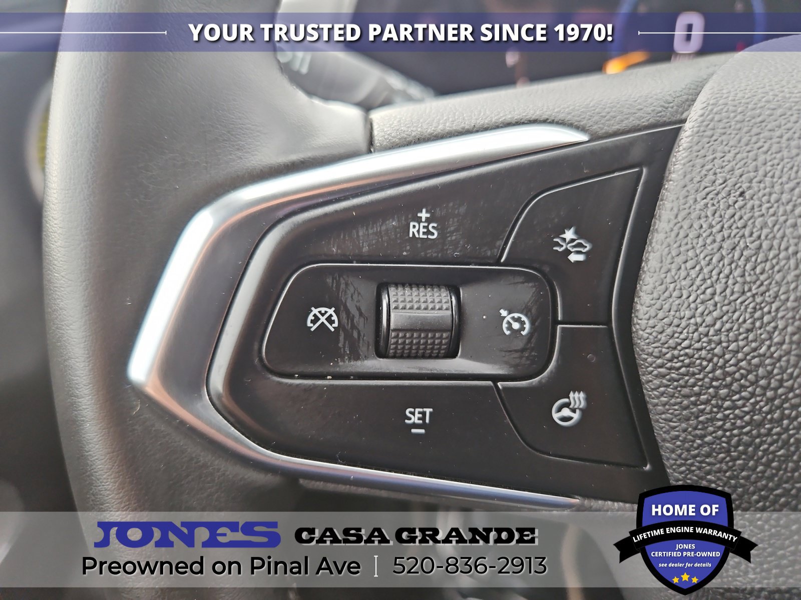 Used 2025 Chevrolet Trax LT w/ Driver Confidence Package FWD image 15