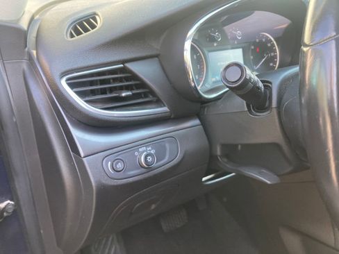 Used 2019 Buick Encore Preferred AWD/4WD image 17