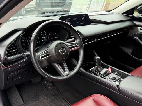 Used 2023 MAZDA MAZDA3 s FWD image 11