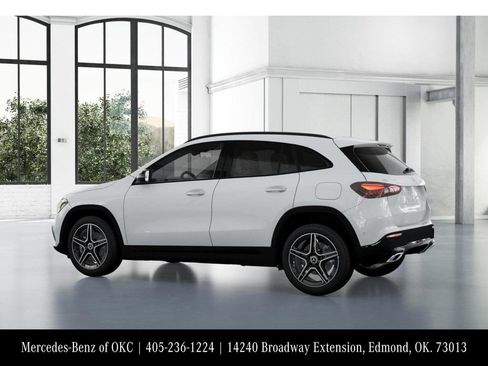 Used 2026 Mercedes-Benz GLA 250 4MATIC image 31