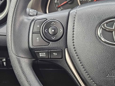 Used 2015 Toyota RAV4 LE image 26