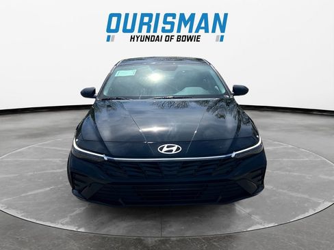 New 2026 Hyundai Elantra SE FWD image 8