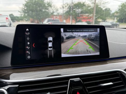 Used 2018 BMW 530e RWD image 20