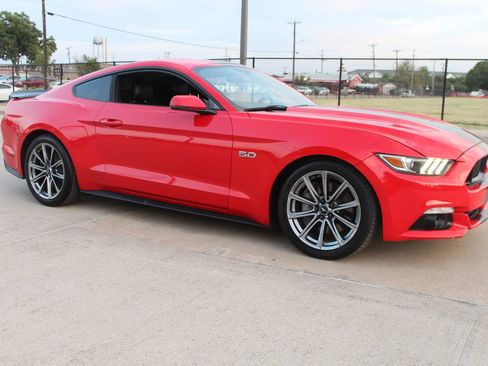 Used 2016 Ford Mustang GT Premium w/ Enhanced Security Package RWD image 8