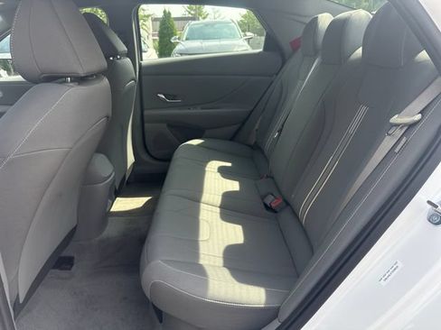Certified 2026 Hyundai Elantra Hybrid FWD image 25