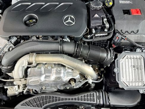 Certified 2025 Mercedes-Benz GLB 250 image 29