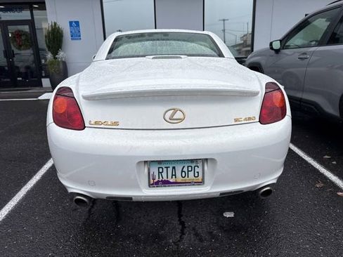Used 2002 Lexus SC 430 Convertible image 3