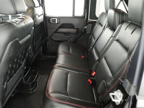 Certified 2022 Jeep Wrangler Unlimited Rubicon w/ Cold Weather Group image 23