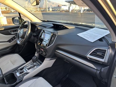 Used 2019 Subaru Forester Premium w/ All-Weather Package image 24