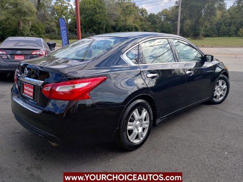 Used 2016 Nissan Altima 2.5 S w/ Power Driver Seat Package image 5