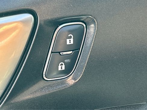 Used 2022 Ford Ranger XLT w/ Equipment Group 302A High image 17