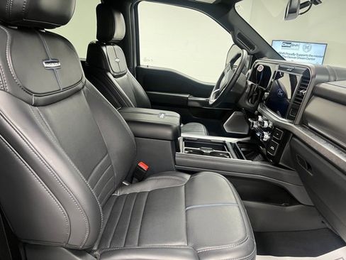 Used 2025 Ford F450 Platinum w/ FX4 Off-Road Package image 62