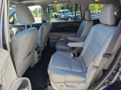 Used 2017 Honda Pilot Elite image 26