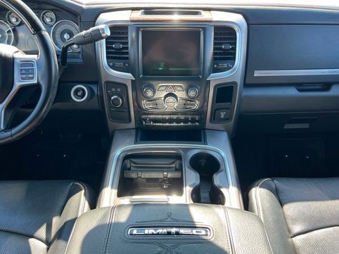 Used 2017 RAM 2500 Limited image 14