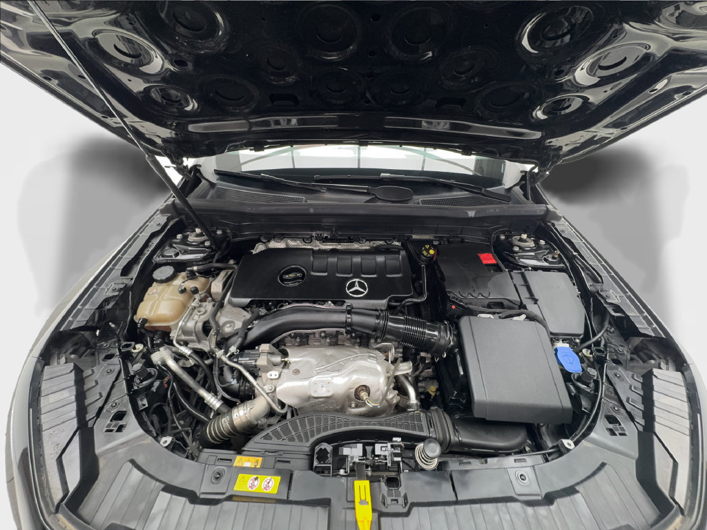 Used 2023 Mercedes-Benz GLB 250 4MATIC image 19