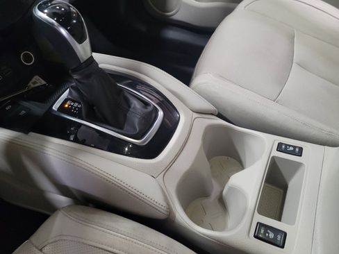 Used 2019 Nissan Rogue Sport SL image 26