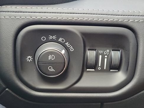 New 2027 RAM 1500 Limited AWD/4WD image 23