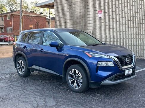 Used 2023 Nissan Rogue SV AWD/4WD image 3