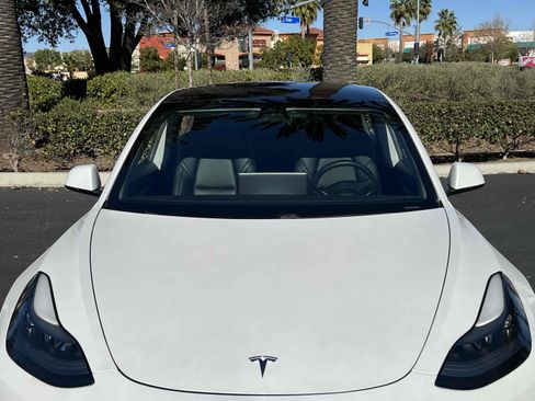Used 2021 Tesla Model 3 Standard Range Plus image 54