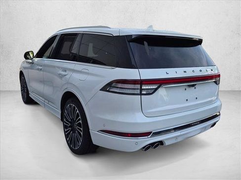 Used 2023 Lincoln Aviator Black Label w/ Dynamic Handling Package AWD/4WD image 7
