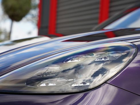 Used 2021 Porsche Cayenne Turbo S image 7