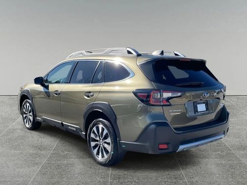 Certified 2025 Subaru Outback Touring XT w/ Popular Package #2 image 3